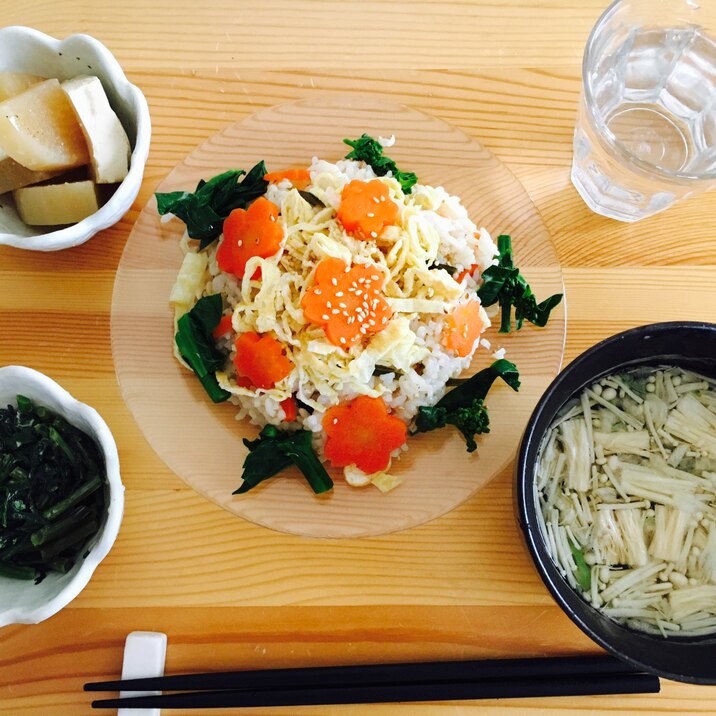 菜の花の華やか混ぜご飯